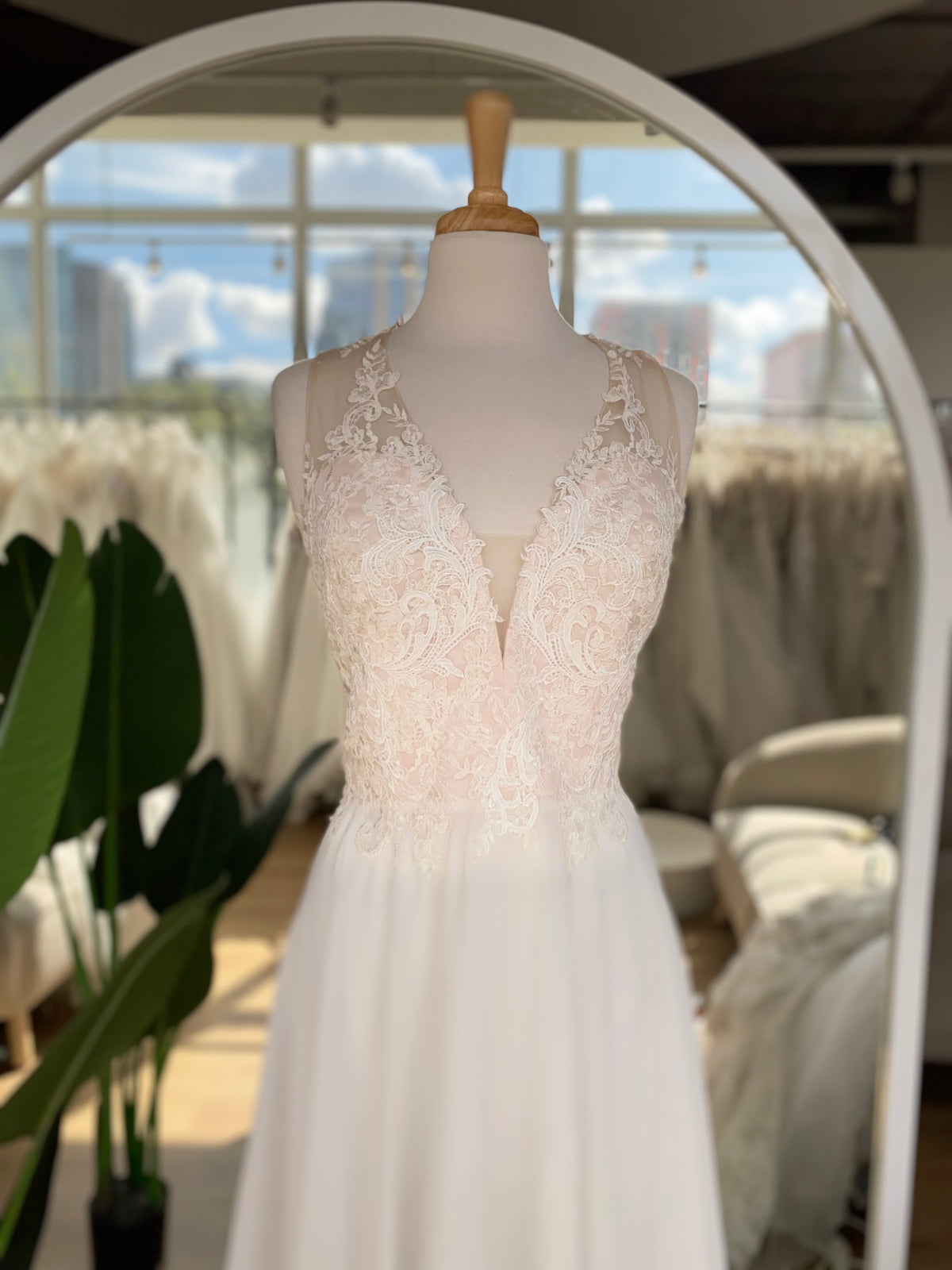 Vestido Corto Amelia Rose