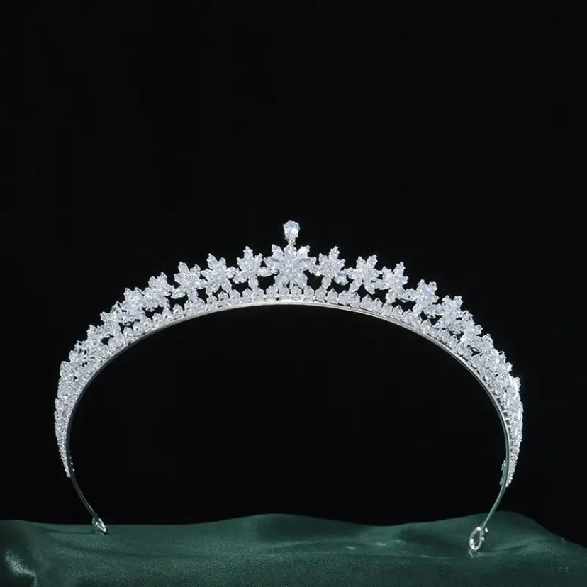 Tiara Light Sparkle